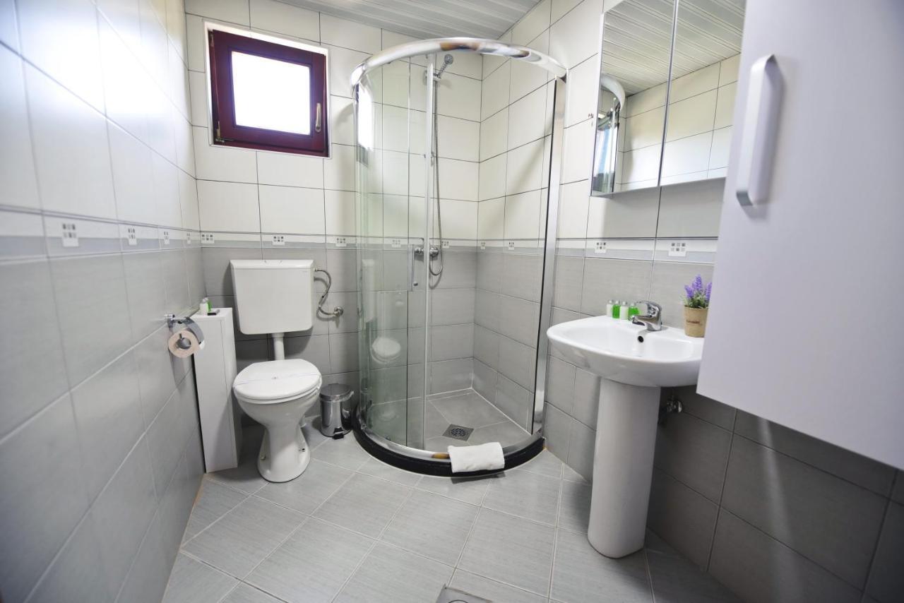 Si Apartments Ohrid With Free Parking Luaran gambar
